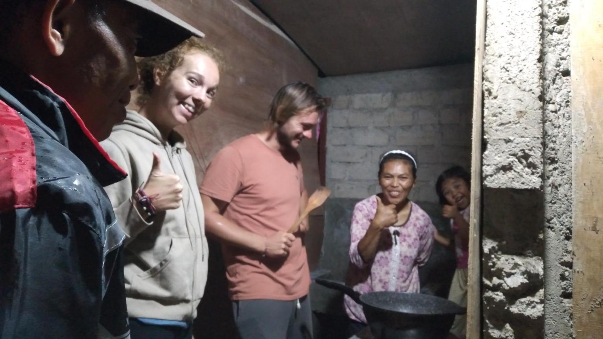 Karleta Homestay Ruteng Esterno foto